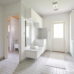 Tilava kodinhoitohuone