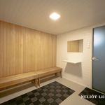 Taloyhtiön saunan pukuhuone