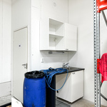 pieni mini keittiö varaston puolella