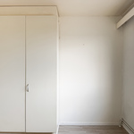 Kaapiston viereen mahtuu vaikka työpiste