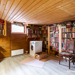 Kellarin kirjastohuone