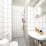 Pyykinpesu onnistuu taloyhtiön pesutuvassa