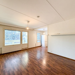 Ylimmän kerroksen kolmio rauhallisessa taloyhtiössä!