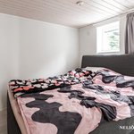 Alakerran makuuhuone