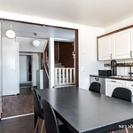 Keittiöstä eteiseen kuvattu