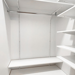 Makuhuoneessa vaatehuone