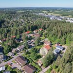 Hyvinkään juna-asema n. 3,6 km.