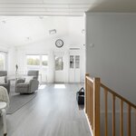 Vinyylilattiat on asennettu v. 2022.