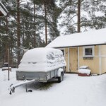 Kylmä pihavarasto on rakennettu v. 2007.