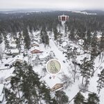 Lähin ruokakauppa n. 650 m, kauppakeskus Willa n. 2,3 km.