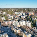 Lähin ruokakauppa tien toisella puolella, Citymarket n. 600 m.