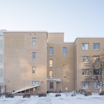 Ensimmäisen kerroksen päätyasunto.