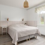 Keittiön viereinen makuuhuone.