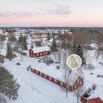 Ruukin alueelle ja koskelle on n. 300 m.