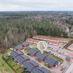 Järvenpään keskustan palvelut n. 3,5 km.