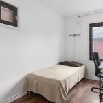 Pienempi makuuhuoneista