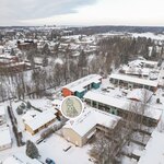 Helsinki-Vantaan lentokentälle n. 5,1, km.