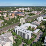 Keravan keskustan palvelut n. 1 km. Citymarket n. 700 m, Prisma n. 630 m.