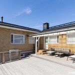 Terassin katettu osuus on n. 30 m2.