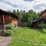 Kylmä pihavarasto, arviolta n. 6 m2.
