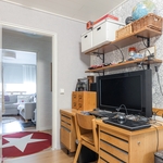 2 makuuhuoneen työtila