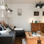 Yleiskuva olohuoneesta 2