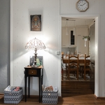 Keittiöstä käynti olohuoneeseen