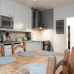 Eteisestä käynti keittiöön