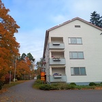 Yleiskuva talon päädystä