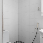 Erillinen toinen wc
