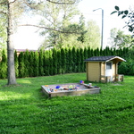 Yhtiön pihaa.
