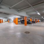 autohalli 2 paikkaa vuokrattavissa