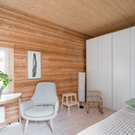 Asunnon monikäyttöisen pihatalon sisänäkymä