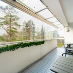 Lasitettu iso parveke etelään