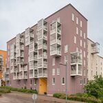 Julkisivu kadulta