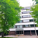 Julkisivu