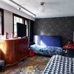 Alakerran mh, josta käynti terassille/saunaan