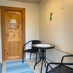 Taloyhtiön saunaosaston pukuhuone