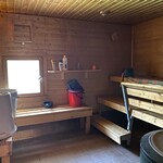 Piharakennuksen sauna