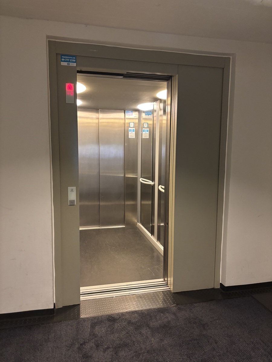 Hissillä pääsy suoraan autotalliin