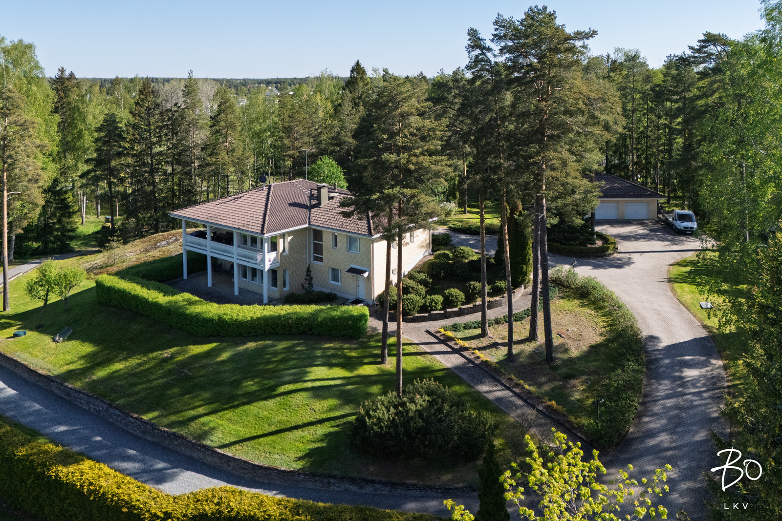 Långhagintie 9 - kuva 1
