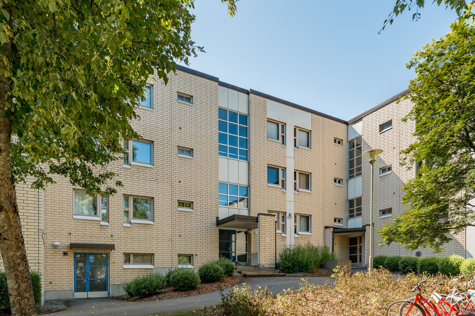 Komentajankatu 8 - kuva 14