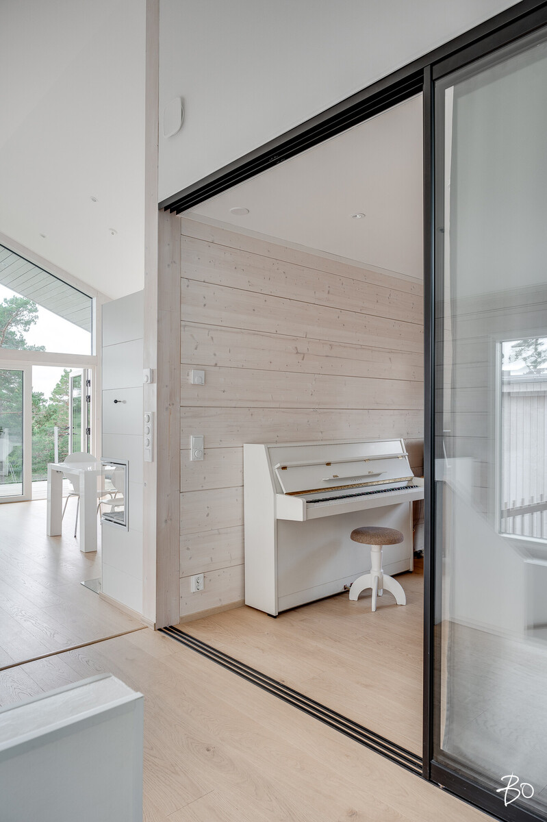 Lounatuuli 16 - kuva 14