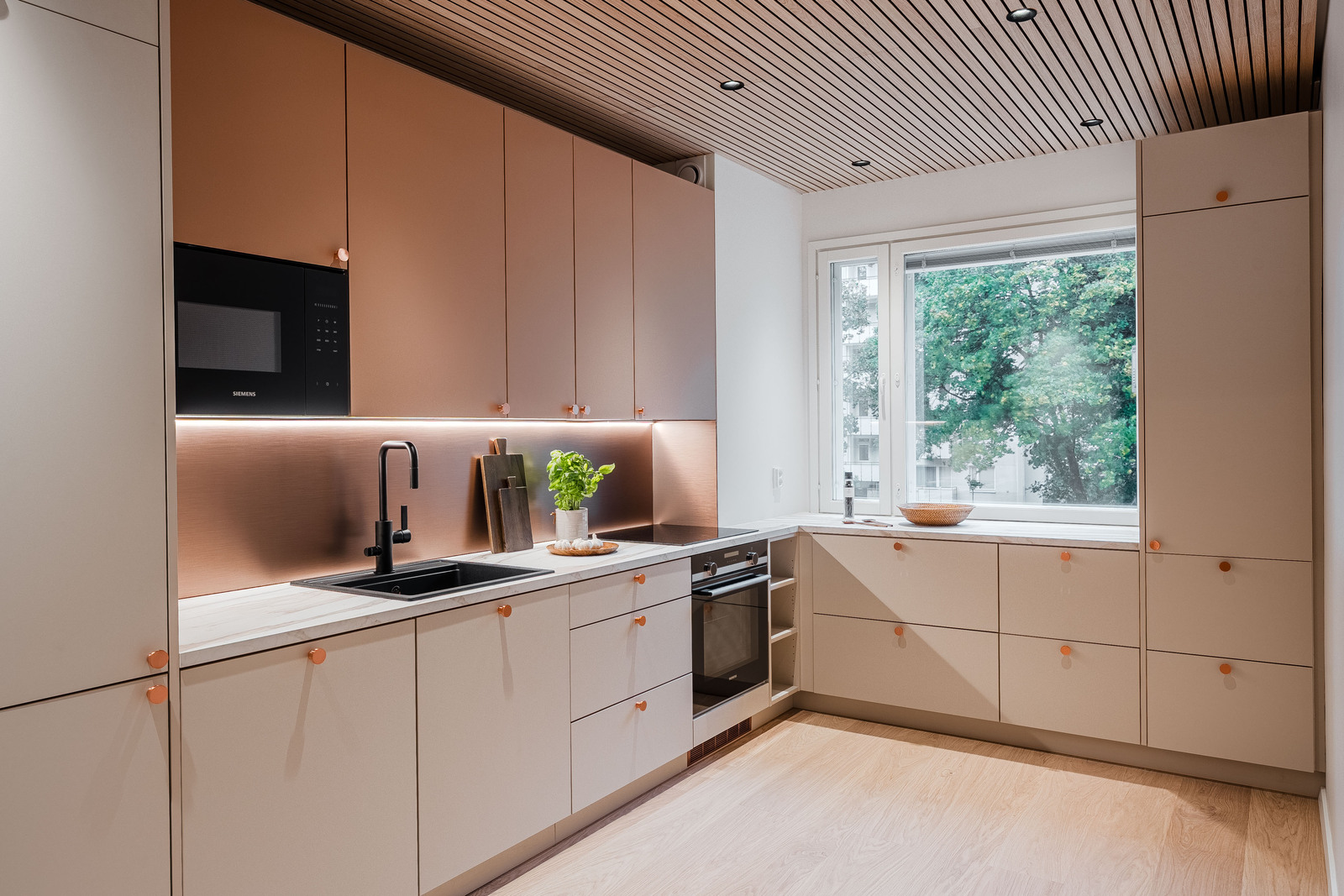 Yliopistonkatu 39-41 - kuva 2