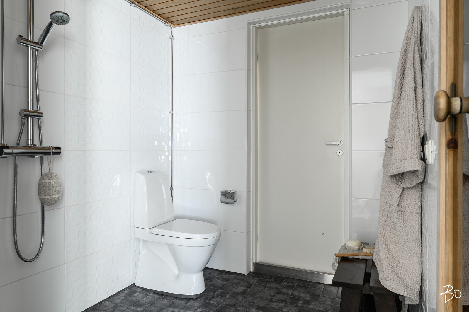 Assistentintie 2B - kuva 18