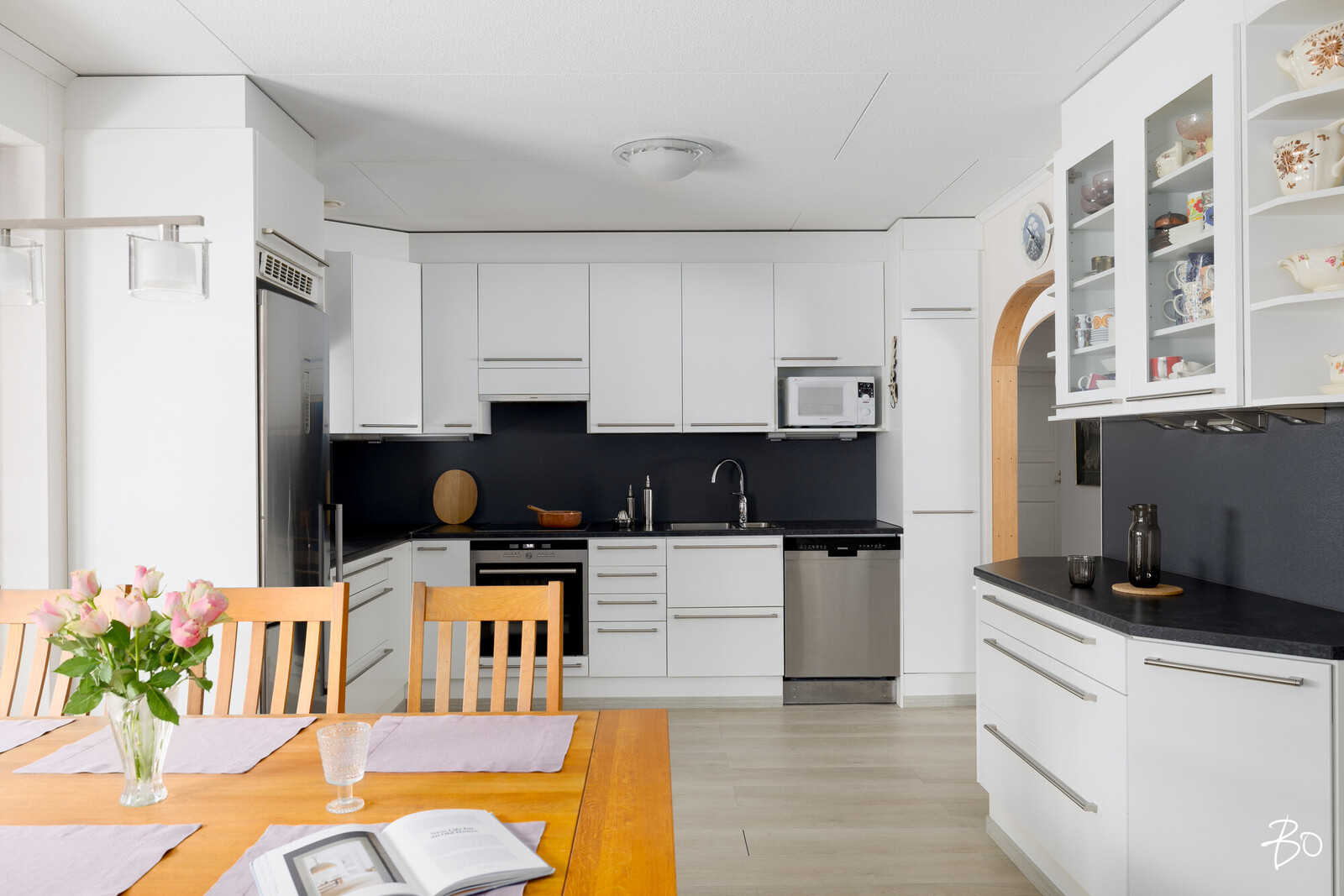 Jokiäyräänkatu 12 - bild 1