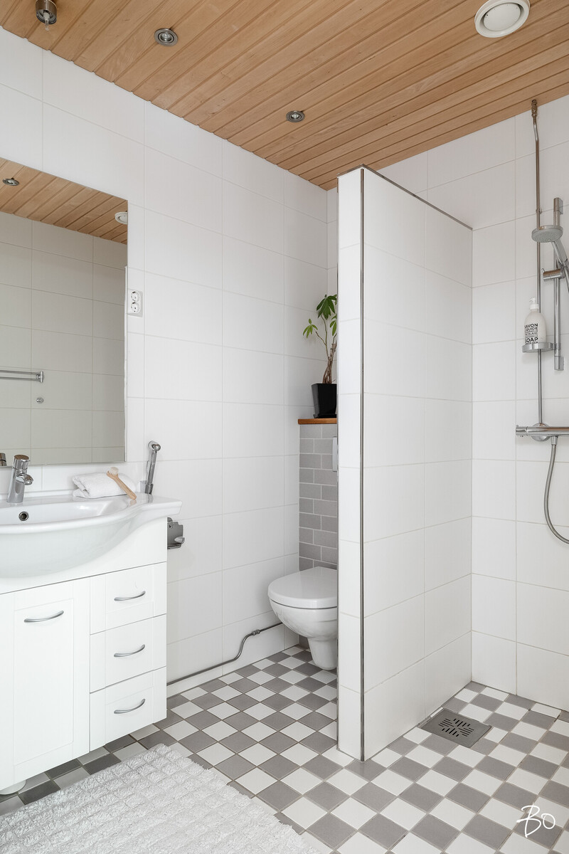 Kirkkokatu 6 - kuva 32