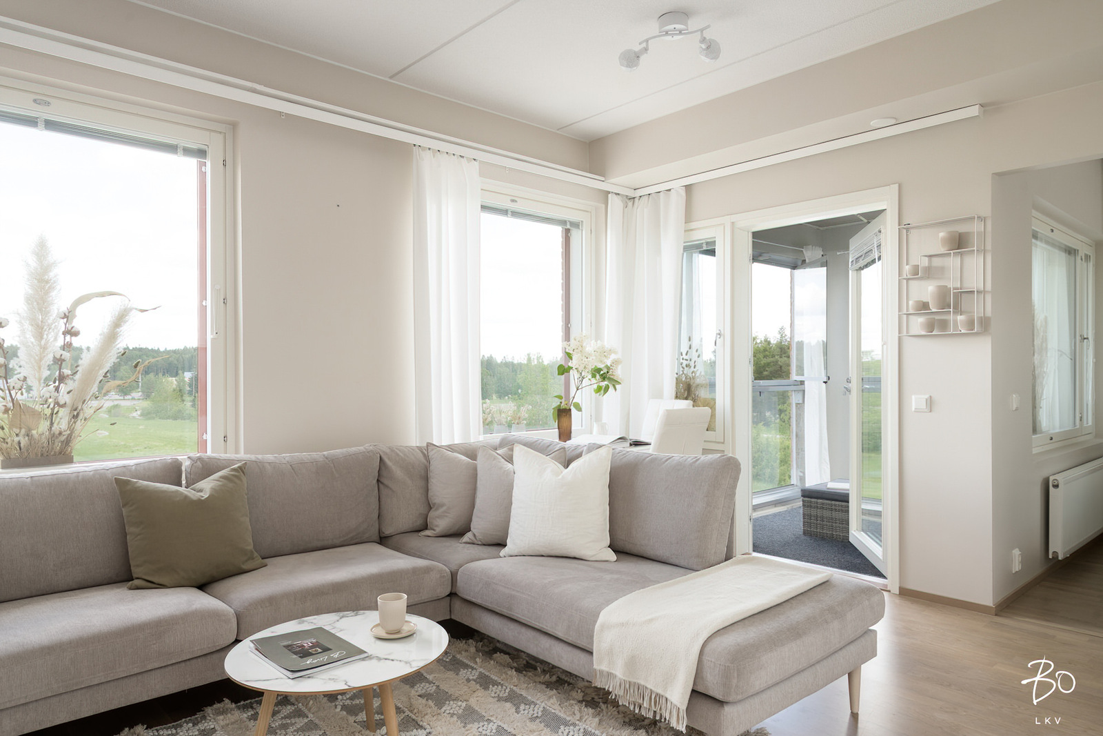 Räystäspääskyntie 1 - image 1