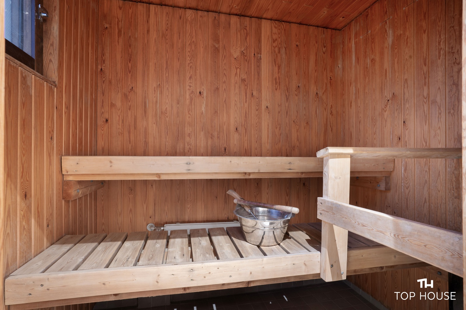 sauna
