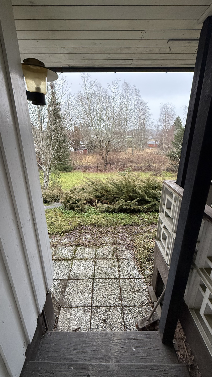 Näkymä takaovelta